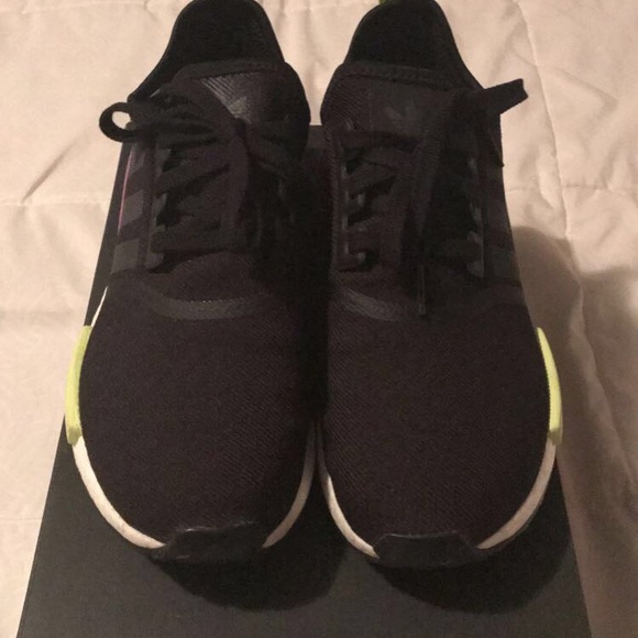 {NEW} Adidas NMD - Picture 1 of 3